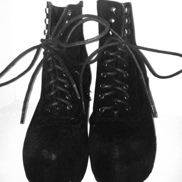 Wedge booties