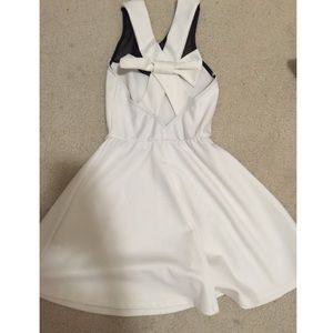 Only wore once, great for formal wear!