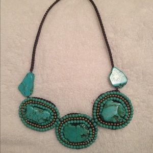 Statement necklace