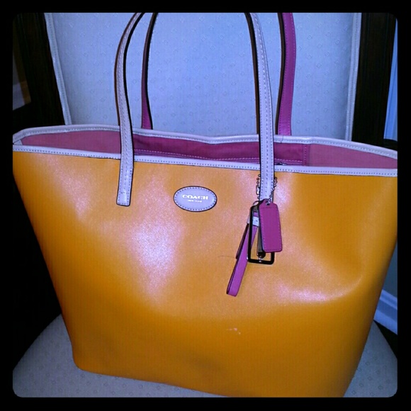 Coach Tote
