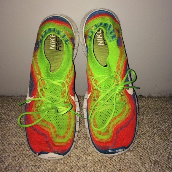rainbow Nike Free 5.0 NOT POSITIVE ON SIZE