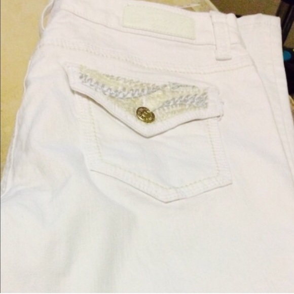 Authentic. Seven7 Jeans. - Picture 1 of 3