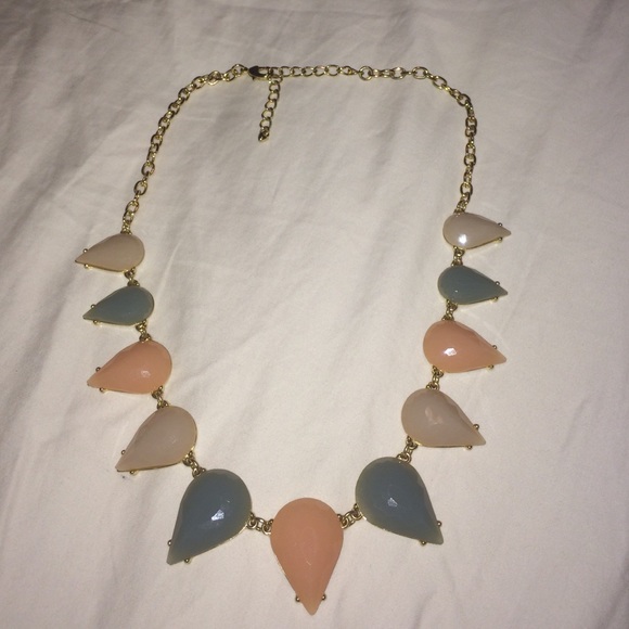 Neutrals pointed rhinestone statement necklace