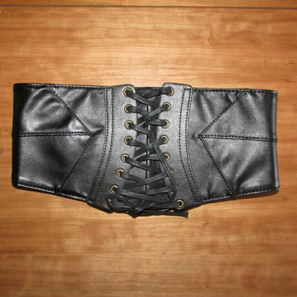 Hot Topic Accessories - Black Corset Belt