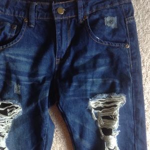 Brandy Melville Boyfriend Jeans