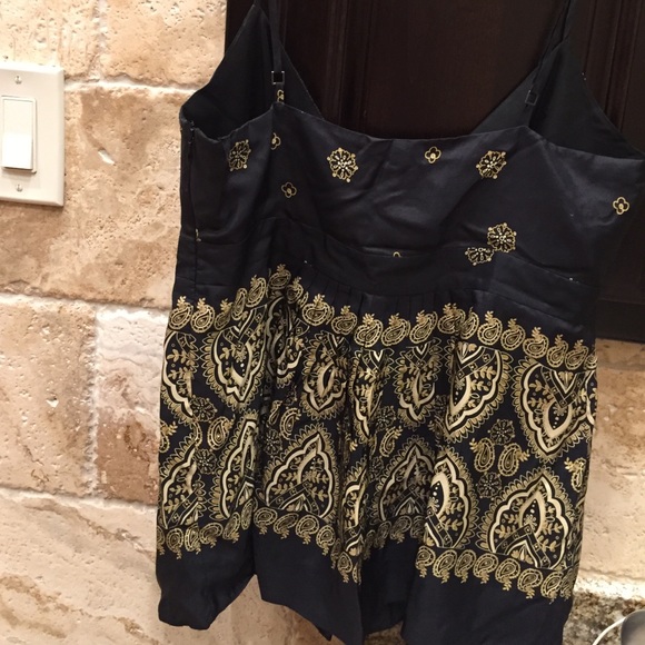 Top - Picture 3 of 3