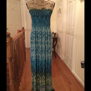 🎉Strapless Dress🎉 💥HOST PIC 6/26/2015💥