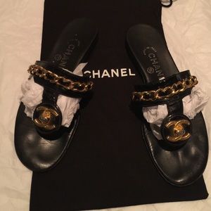 Vintage Chanel CC Turnlock Thong Sandals size 36