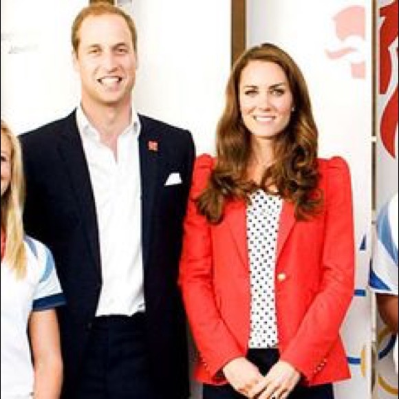 ❎bundled❎ PM Ed Share ✨Zara red blazer - Picture 2 of 3