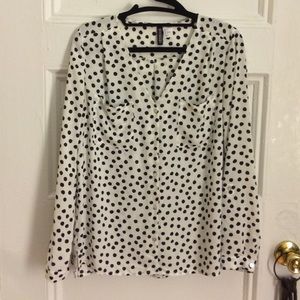 Polka dot pocket blouse