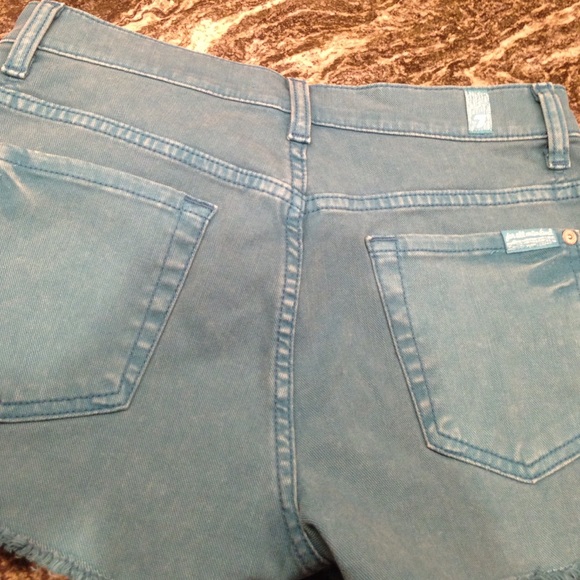 7 For All Mankind blue high waisted shorts - Picture 2 of 4