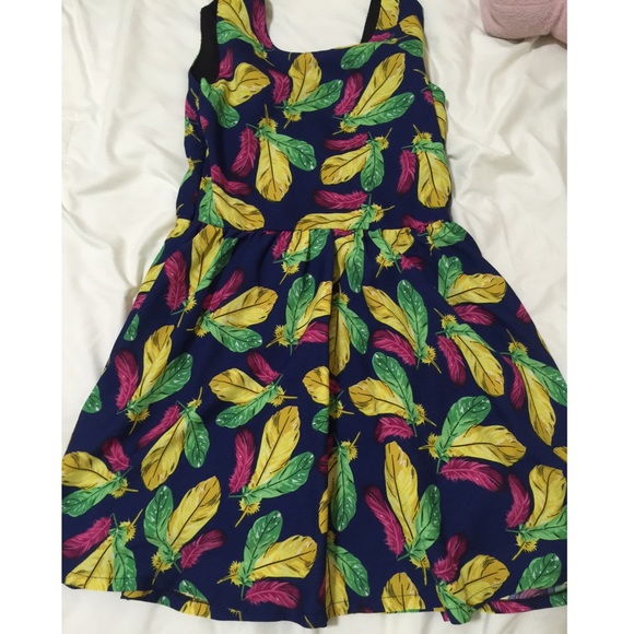 Only wore once! Cute and simple - Picture 1 of 2