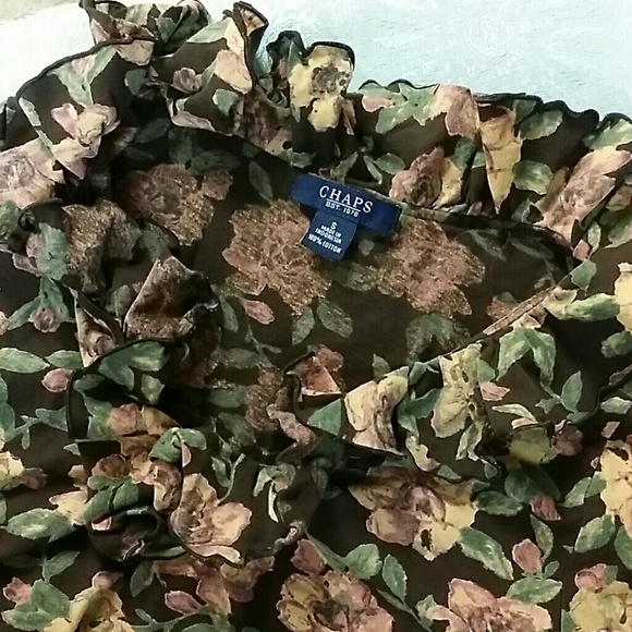 Romantic Ruffled Ralph Lauren top - Picture 4 of 4