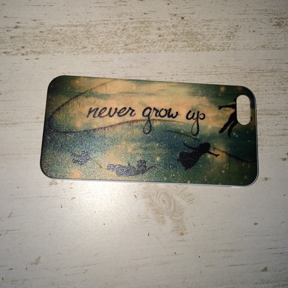 Never Grow Up IPhone 5 Case - Picture 1 of 2