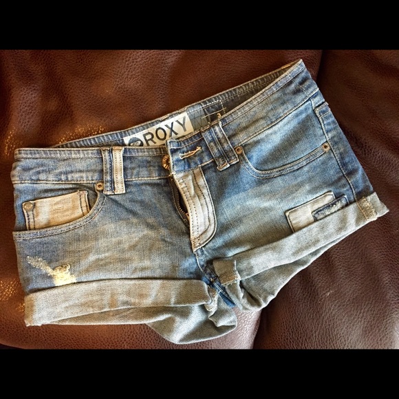 New w/out tags Roxy patchwork denim shorts