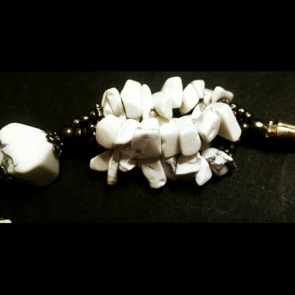 ❌Vintage Navajo White Howlite Cluster Necklace❌ - Picture 3 of 5