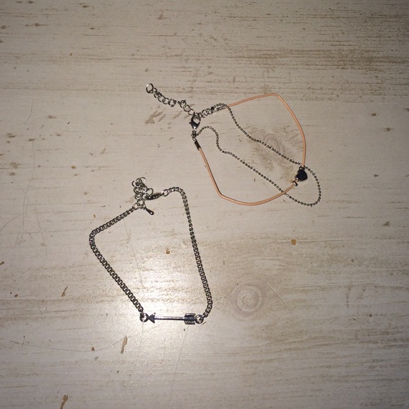2 Anklets - Picture 1 of 2