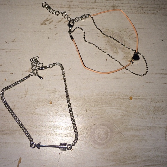 2 Anklets - Picture 2 of 2
