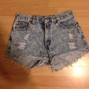 Vintage Levi's high rise shorts