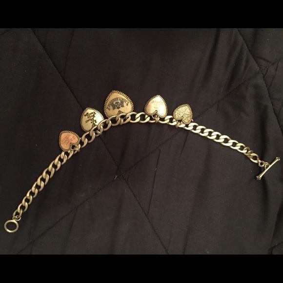 Juicy necklace barely worn