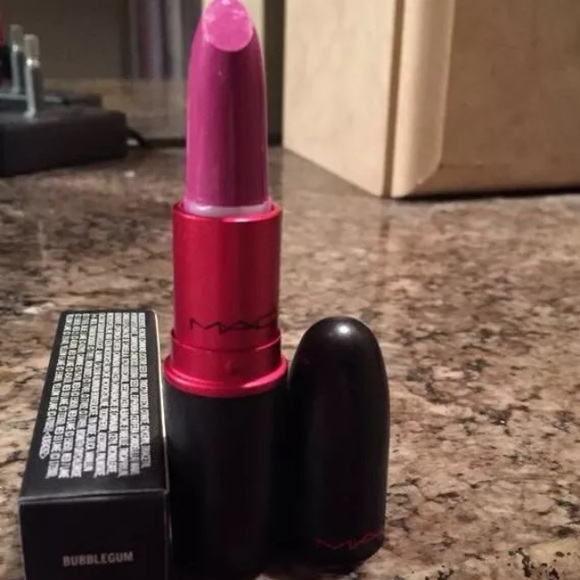 New mac lipstick bubble gum