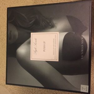 Backless stick bra with adhesive