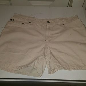 Ralph Lauren beige shorts