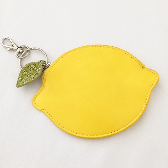 🎉HOST PICK🎉 twice....Lemon coin purse - Picture 2 of 3