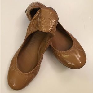 Tory Burch patent leather nude/tan Eddie Flats