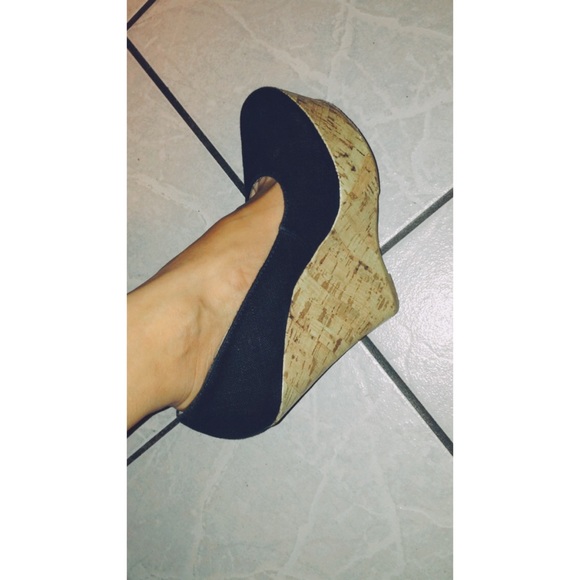 ❌❌ Sold ❌❌ - Picture 2 of 4