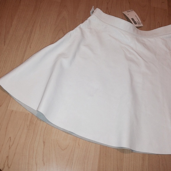 American Apparel White Leather Skirt