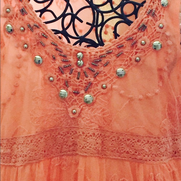 Lace Dress or Blouse - Picture 4 of 4