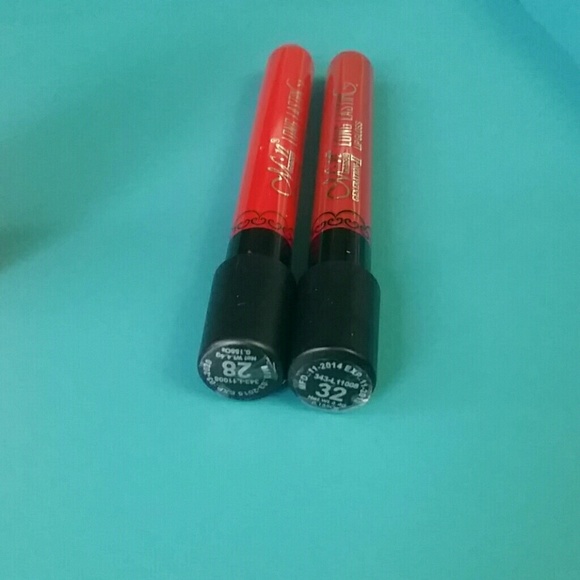 Red lipsticks set - Picture 2 of 4
