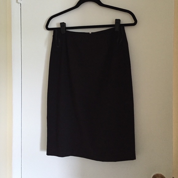 Tahari Black 2pc Skirt Suit - Picture 3 of 4