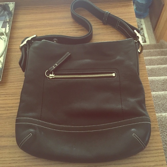 Coach Handbags - Coach Leather Slim Hobo Cross Body/Shoulder Bag