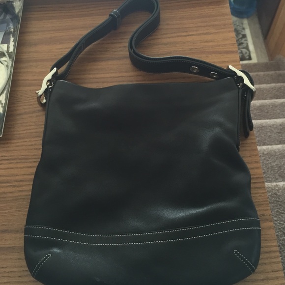 Coach Leather Slim Hobo Cross Body/Shoulder Bag - Picture 2 of 4