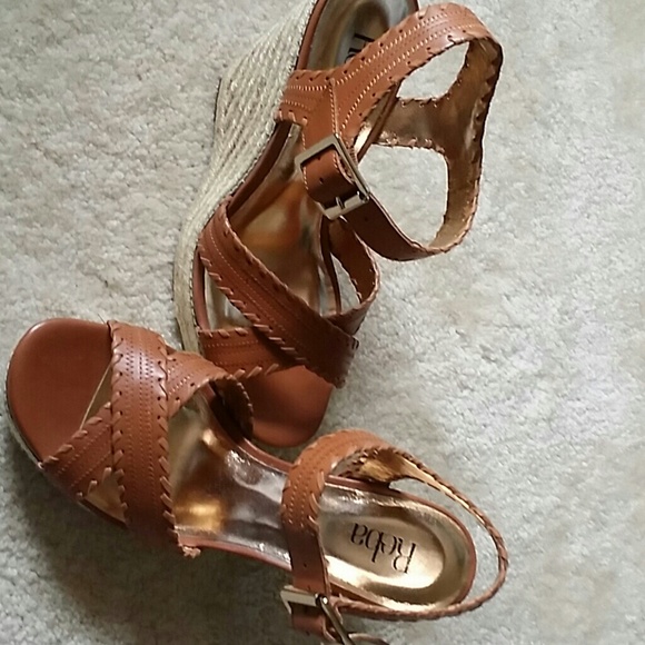 Never worn