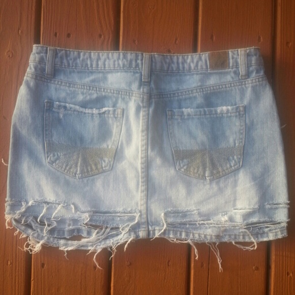 Denim Ripped Mini Skirt - Picture 4 of 4