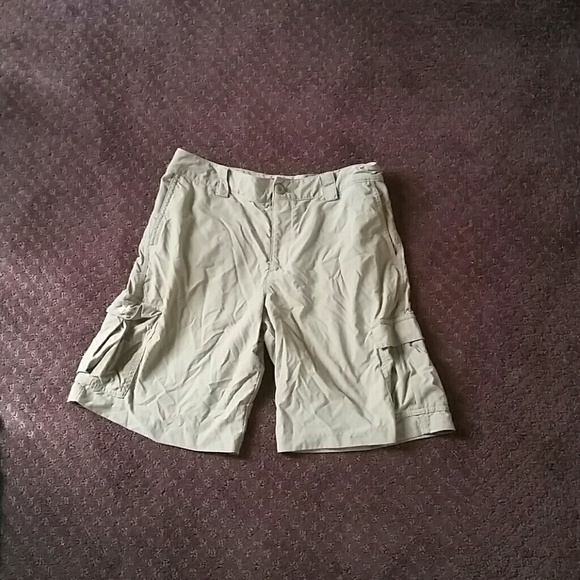 Khaki shorts - Picture 1 of 2