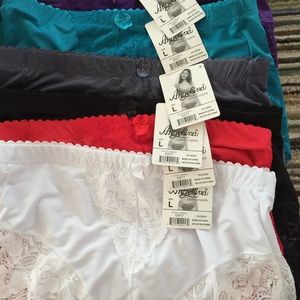 6 pairs of lacy brief