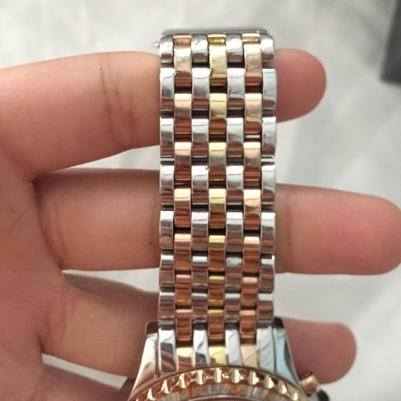 Michael khors watch - Picture 2 of 3