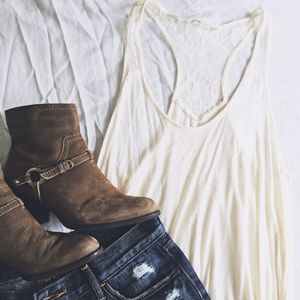 Lace Detailed Racerback Tank in Cream