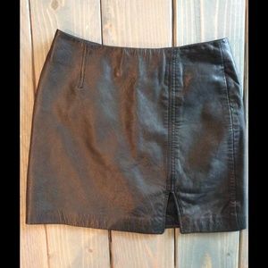 Express leather skirt! Very soft.