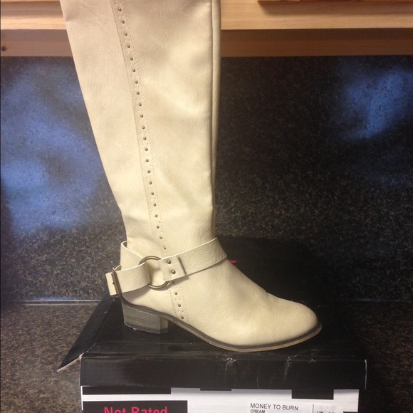 Tall boot