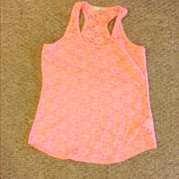 Peach tank