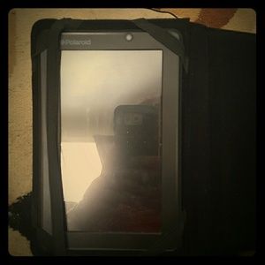 Polaroid tablet