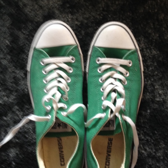 Green all stars never worn to small