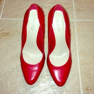 Aldo red leather pumps size 7. New, worn once
