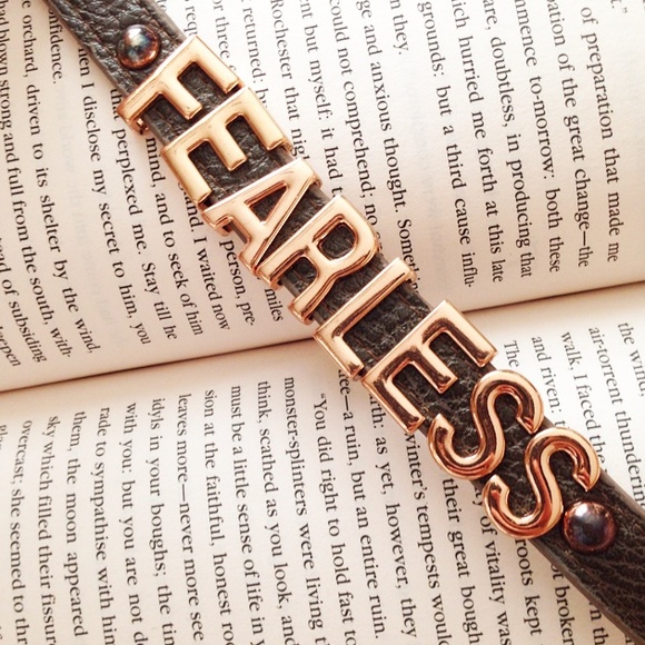 BCBG 'fearless' bracelet