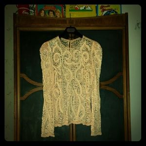FINAL SALE $12! Vintage glam peach lace/sequin top